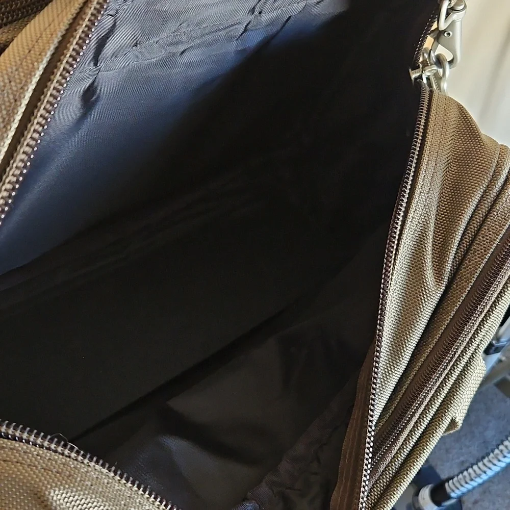 Briggs And Riley Stylish Tan Men's Bag